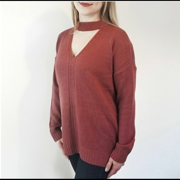 NWT Boutique Choker Sweater - Picture 4 of 4